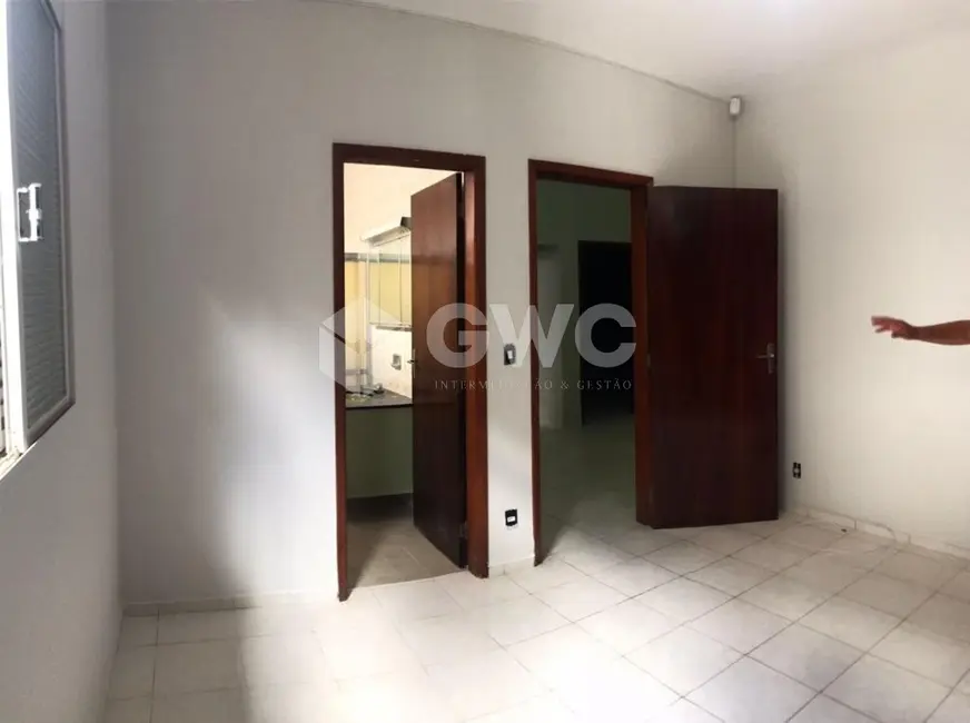Casa com 3 quartos para alugar, 222m2 em Jardim Maria Izabel, Marilia - SP - imagem 3 Foto 3 de Casa com 3 quartos para alugar, 222m2 em Jardim Maria Izabel, Marilia - SP