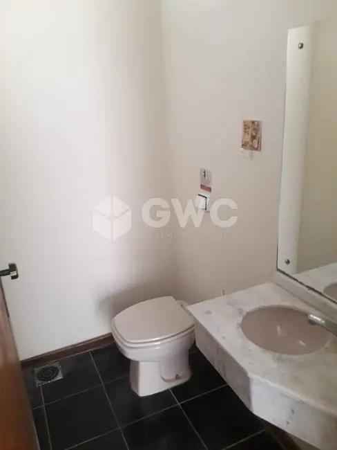 Foto 9 de Casa com 3 quartos para alugar, 218m2 em Marilia - SP