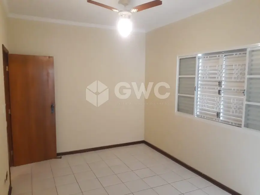 Foto 7 de Casa com 3 quartos para alugar, 218m2 em Marilia - SP