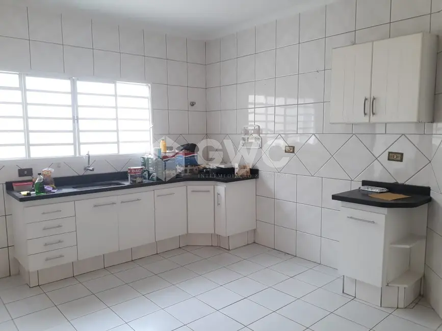 Foto 4 de Casa com 3 quartos para alugar, 218m2 em Marilia - SP