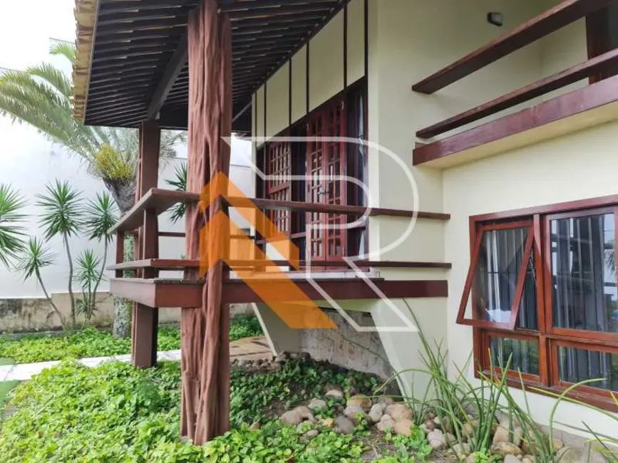 Foto 2 de Casa com 4 quartos à venda, 650m2 em Niteroi - RJ