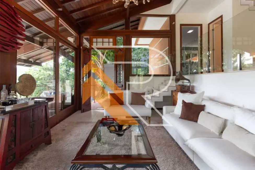 Foto 9 de Casa de Condomínio com 3 quartos à venda, 500m2 em Niteroi - RJ