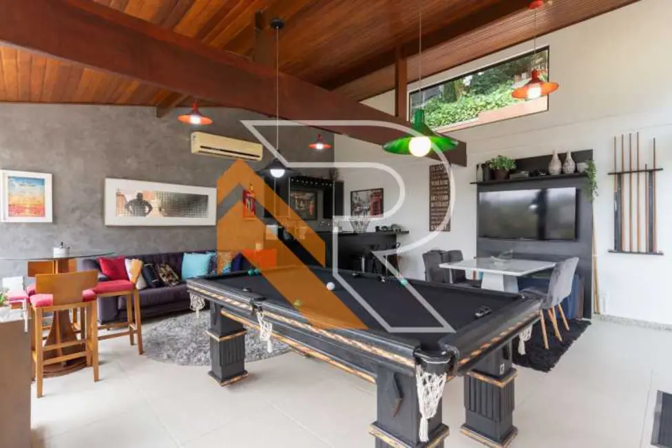 Foto 5 de Casa de Condomínio com 3 quartos à venda, 500m2 em Niteroi - RJ