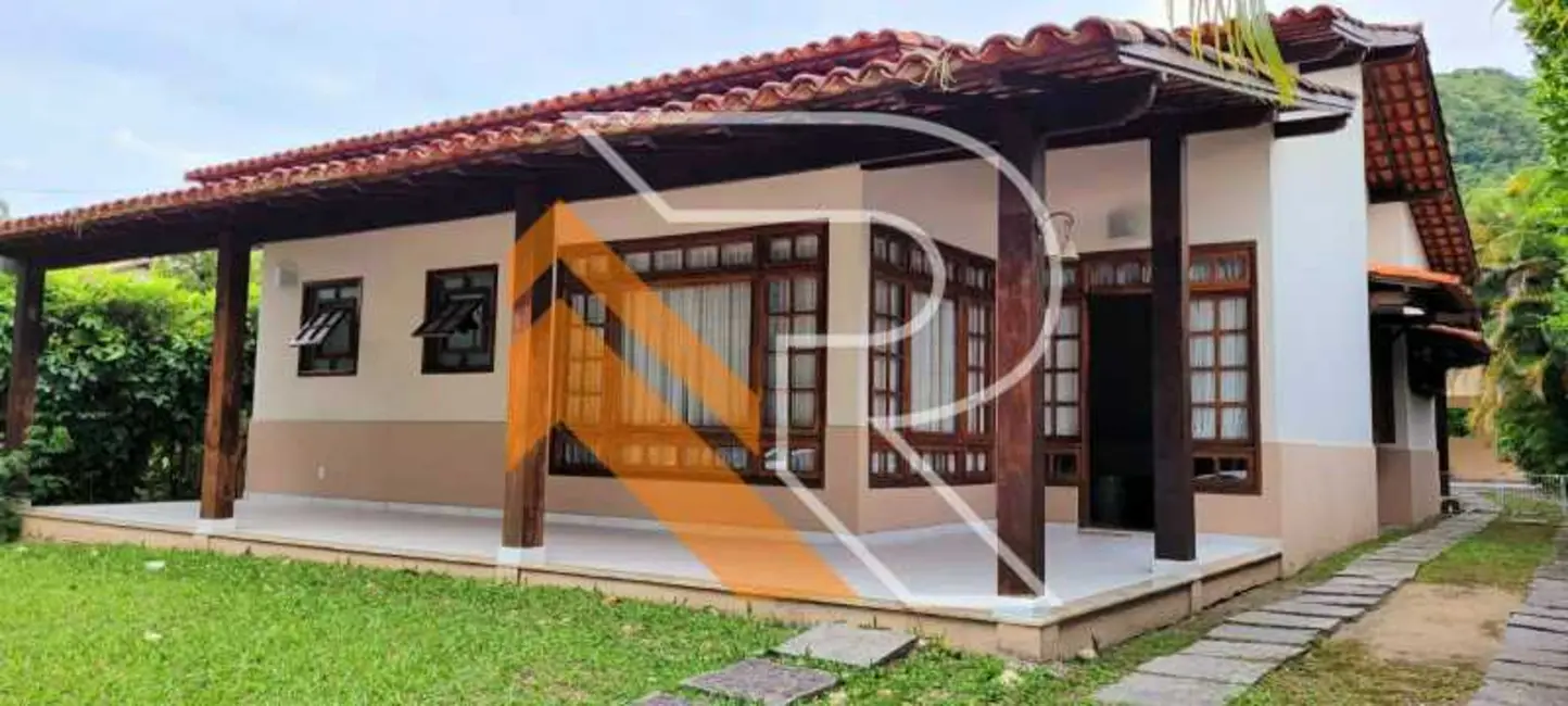 Foto 2 de Casa de Condomínio com 3 quartos à venda, 257m2 em Niteroi - RJ