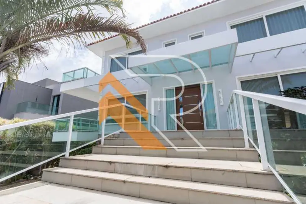 Casa com 4 quartos à venda e para alugar, 561m2 em Niteroi - RJ - imagem 1 Foto 1 de Casa com 4 quartos à venda e para alugar, 561m2 em Niteroi - RJ