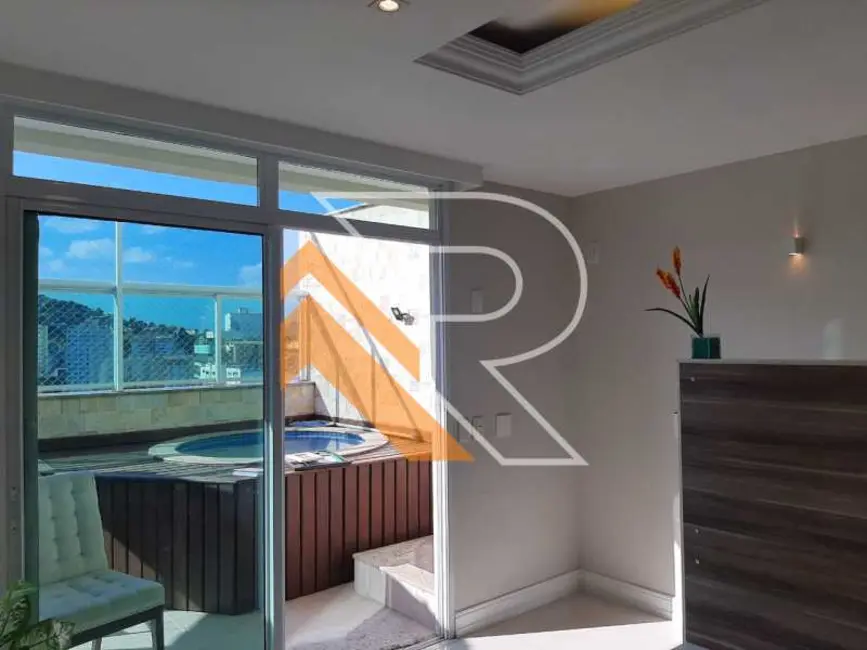 Cobertura com 3 quartos à venda, 120m2 em Niteroi - RJ - imagem 4 Foto 4 de Cobertura com 3 quartos à venda, 120m2 em Niteroi - RJ