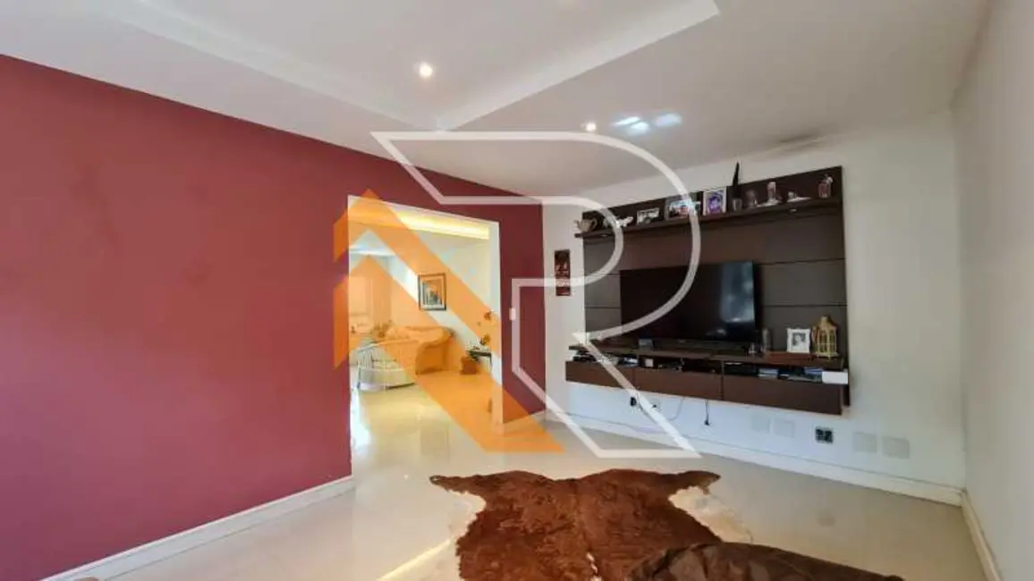 Foto 8 de Casa com 4 quartos à venda, 357m2 em Niteroi - RJ