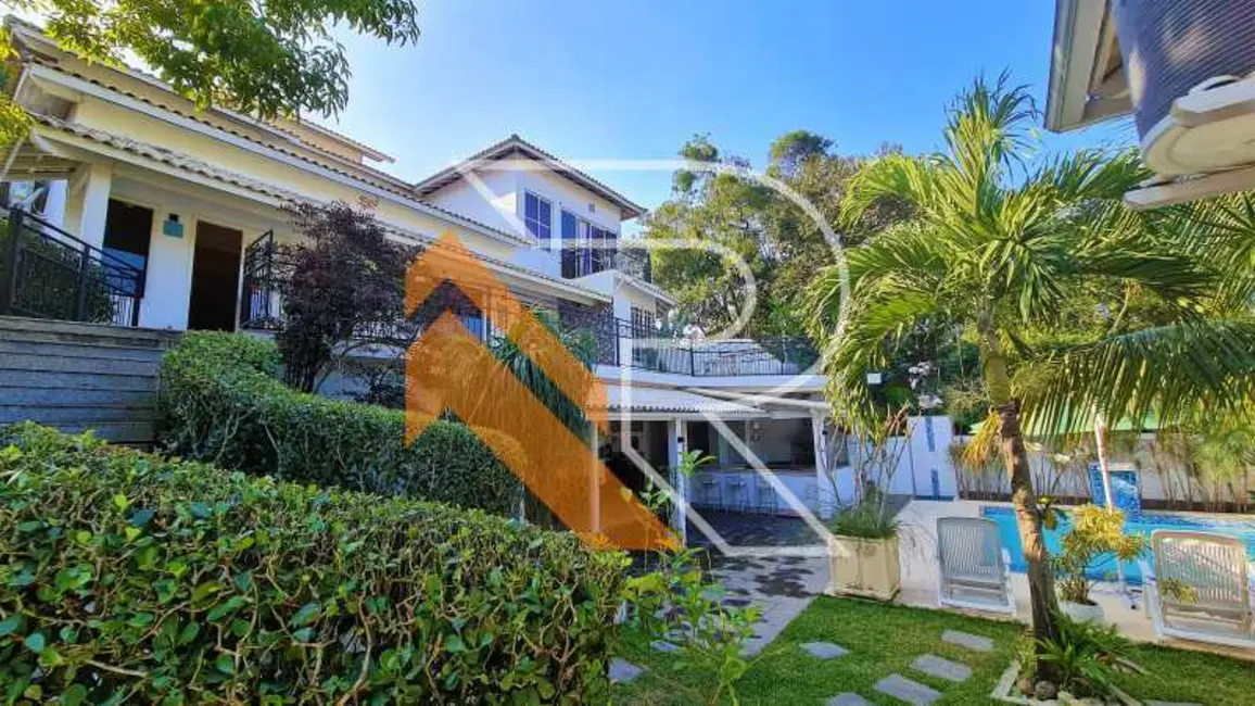 Foto 1 de Casa de Condomínio com 4 quartos à venda, 470m2 em Niteroi - RJ