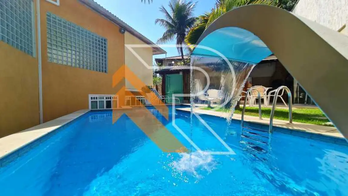 Foto 3 de Casa de Condomínio com 4 quartos à venda, 280m2 em Niteroi - RJ