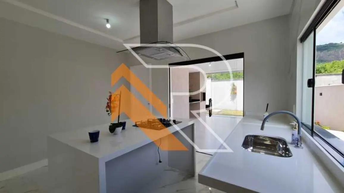 Foto 9 de Casa de Condomínio com 4 quartos à venda, 188m2 em Marica - RJ