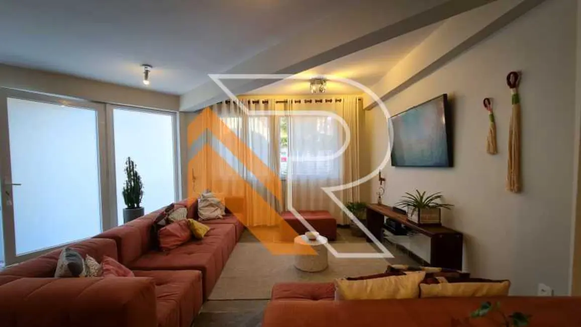 Foto 4 de Casa de Condomínio com 4 quartos à venda, 423m2 em Niteroi - RJ