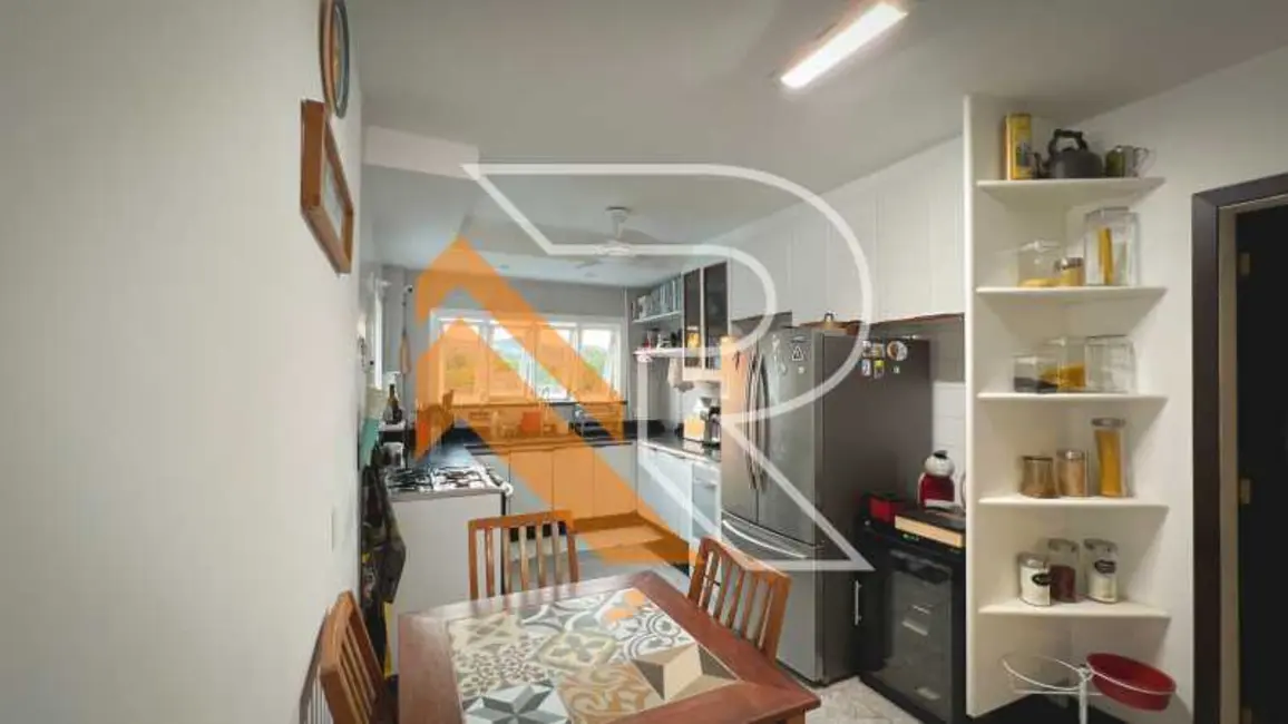 Foto 9 de Casa de Condomínio com 4 quartos à venda, 423m2 em Niteroi - RJ