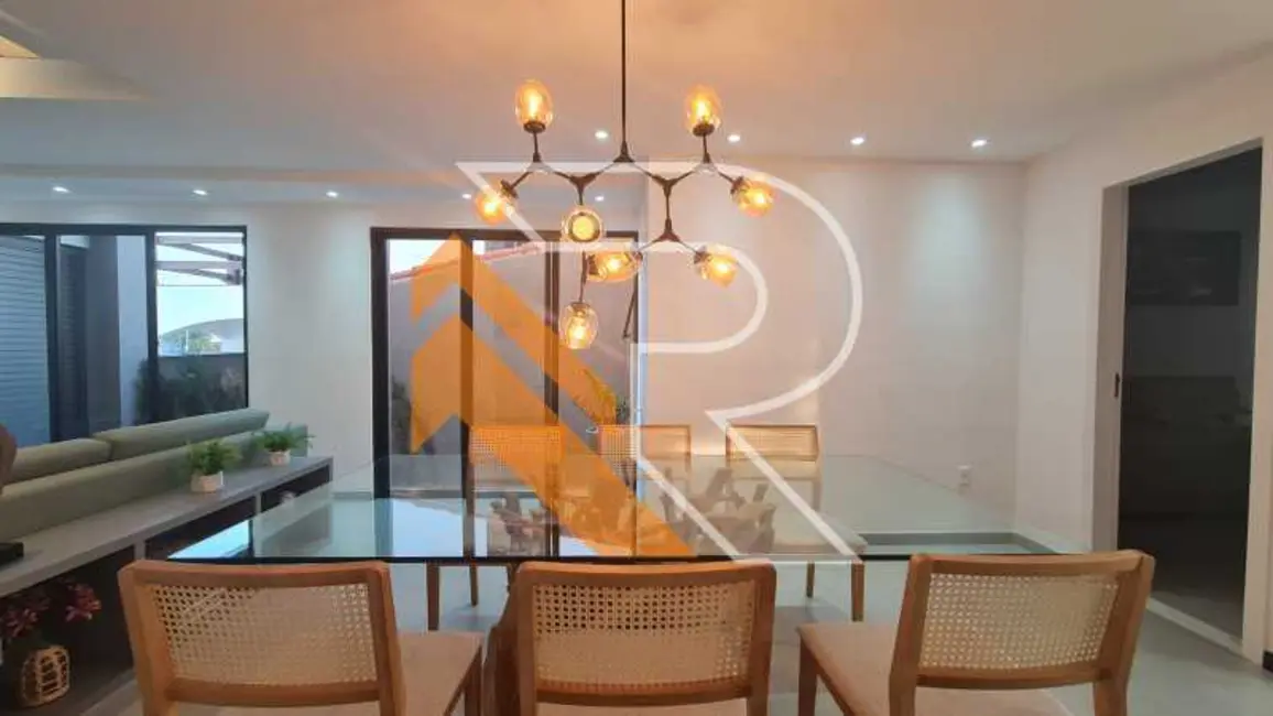 Foto 6 de Casa com 4 quartos à venda, 247m2 em Niteroi - RJ