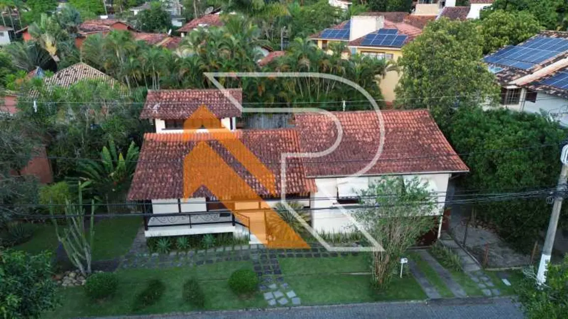 Foto 1 de Casa de Condomínio com 3 quartos à venda, 166m2 em Niteroi - RJ