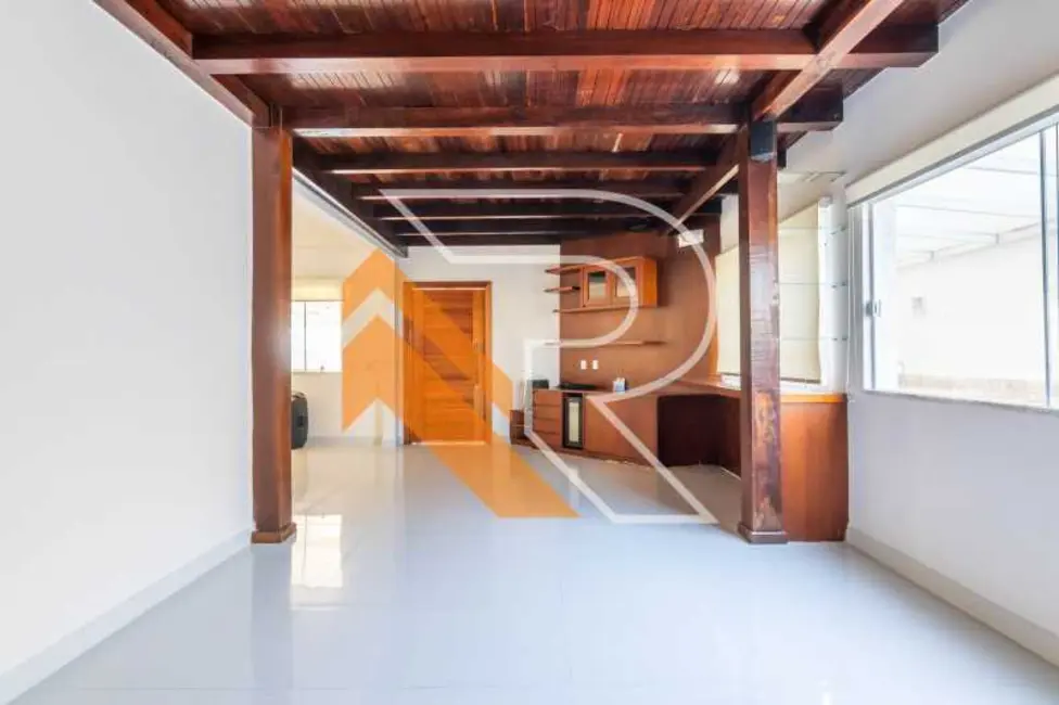 Foto 6 de Casa com 5 quartos à venda, 600m2 em Niteroi - RJ