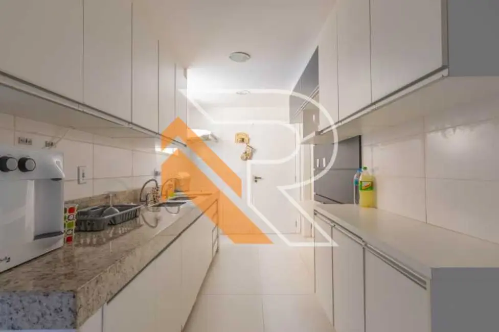 Foto 9 de Casa com 5 quartos à venda, 600m2 em Niteroi - RJ