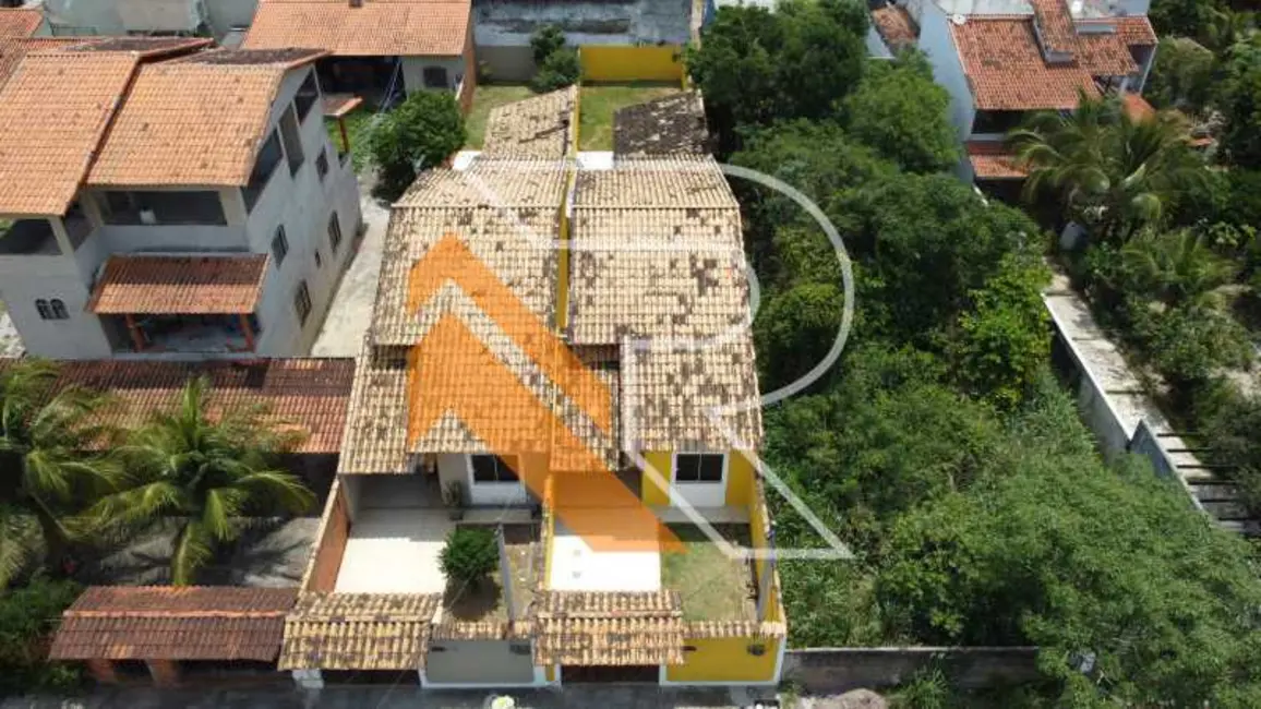 Foto 1 de Casa com 2 quartos à venda, 115m2 em Marica - RJ