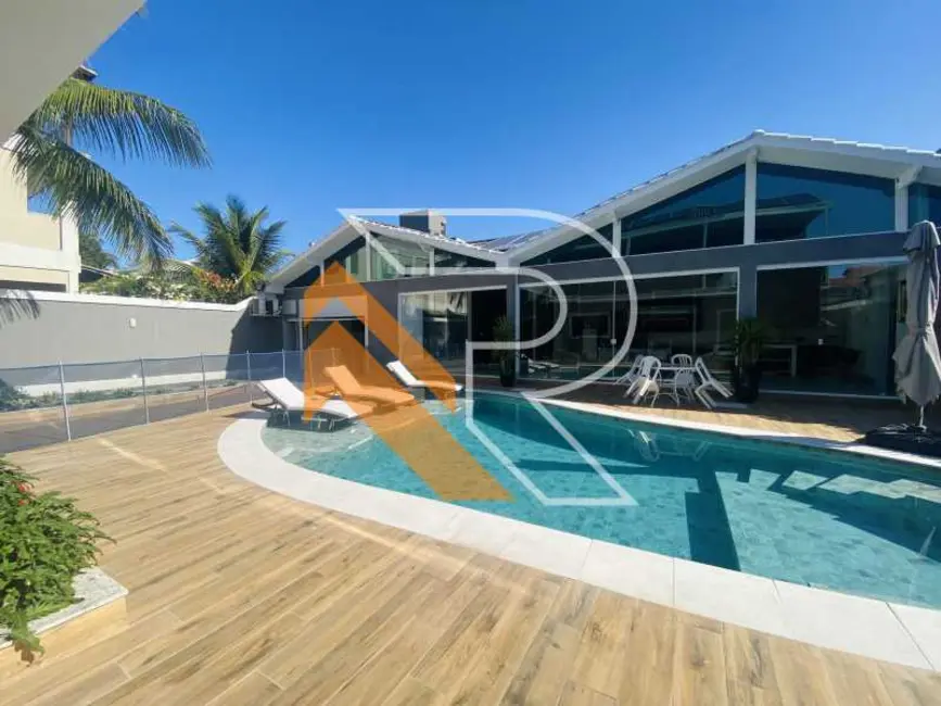 Foto 2 de Casa com 5 quartos à venda, 400m2 em Niteroi - RJ