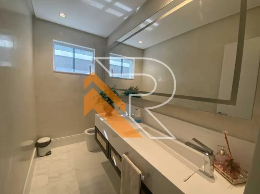 Foto 9 de Casa com 5 quartos à venda, 400m2 em Niteroi - RJ