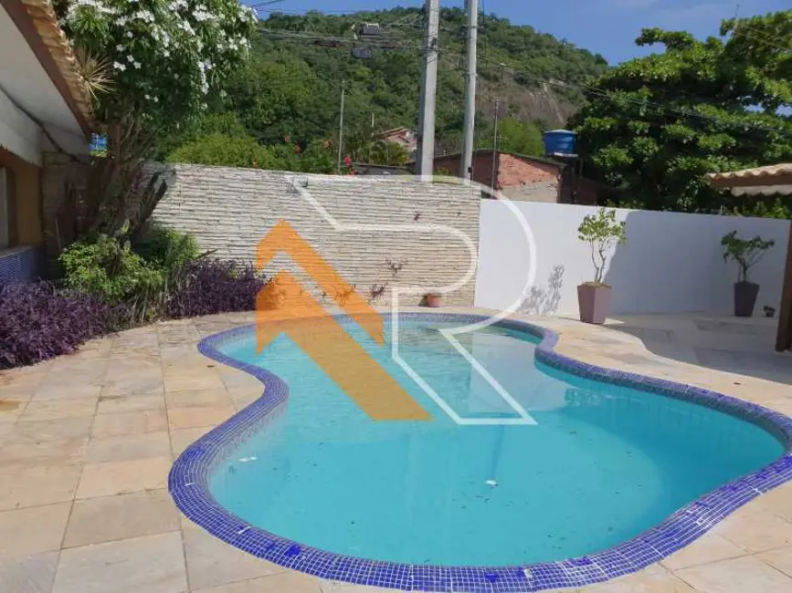 Casa com 4 quartos à venda, 126m2 em Niteroi - RJ - imagem 3 Foto 3 de Casa com 4 quartos à venda, 126m2 em Niteroi - RJ