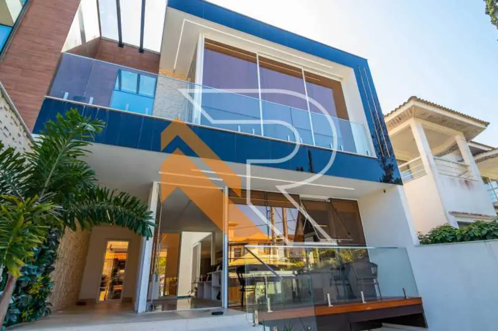 Foto 2 de Casa com 5 quartos à venda, 285m2 em Niteroi - RJ