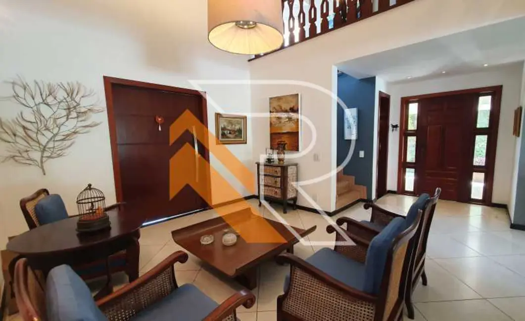Foto 3 de Casa de Condomínio com 4 quartos à venda, 350m2 em Niteroi - RJ