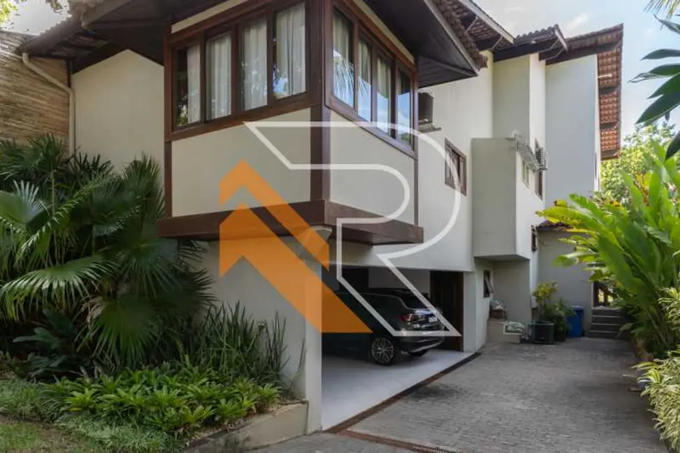 Foto 2 de Casa de Condomínio com 4 quartos à venda, 425m2 em Niteroi - RJ