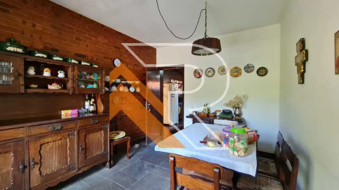 Casa com 4 quartos à venda, 251m2 em Niteroi - RJ - imagem 7 Foto 7 de Casa com 4 quartos à venda, 251m2 em Niteroi - RJ
