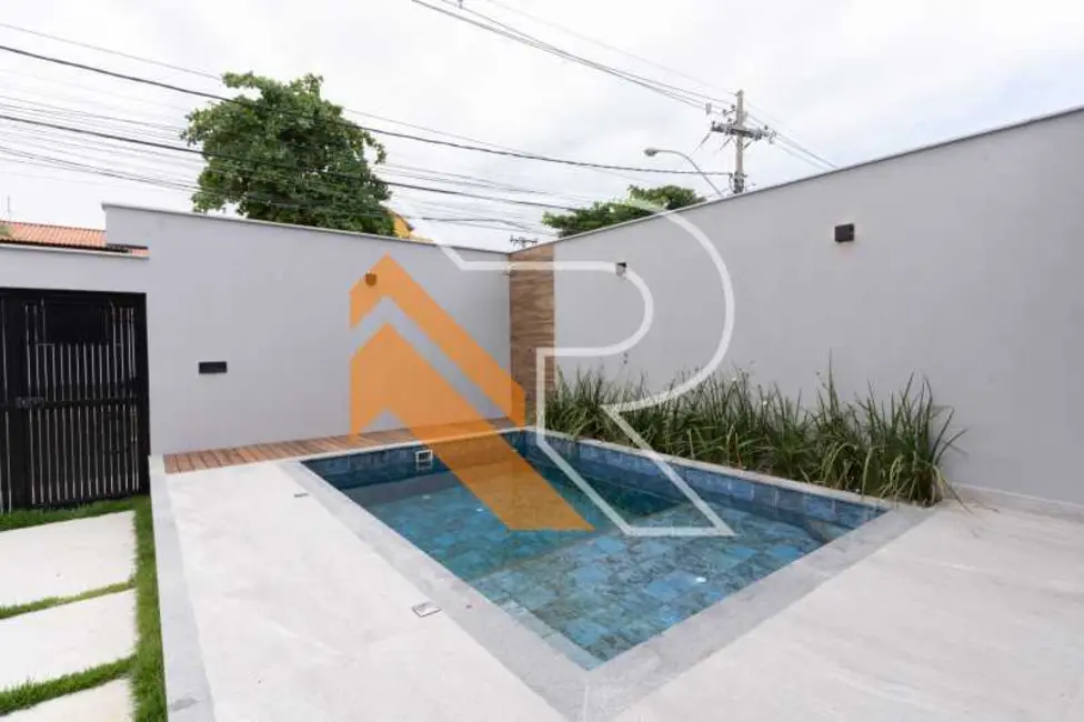 Foto 3 de Casa com 3 quartos à venda, 180m2 em Niteroi - RJ