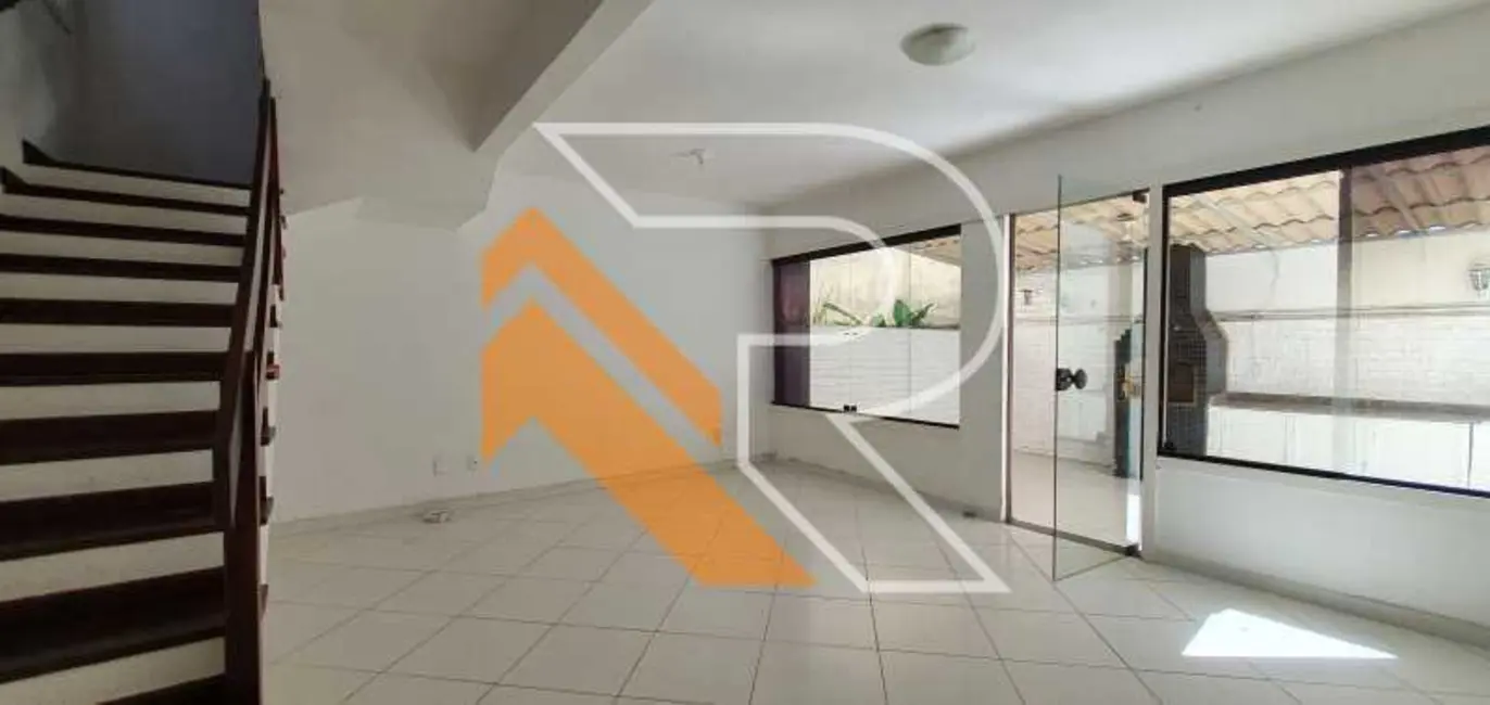 Casa de Condomínio com 3 quartos à venda, 120m2 em Niteroi - RJ - imagem 5 Foto 5 de Casa de Condomínio com 3 quartos à venda, 120m2 em Niteroi - RJ