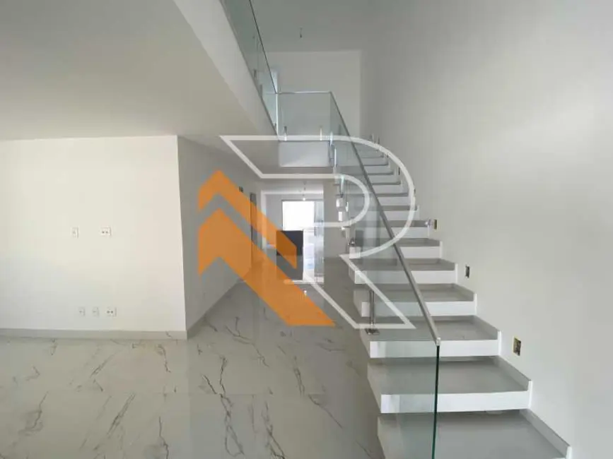 Foto 4 de Casa com 4 quartos à venda, 213m2 em Niteroi - RJ