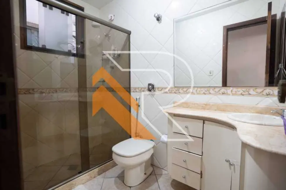 Foto 9 de Casa com 3 quartos à venda, 304m2 em Niteroi - RJ