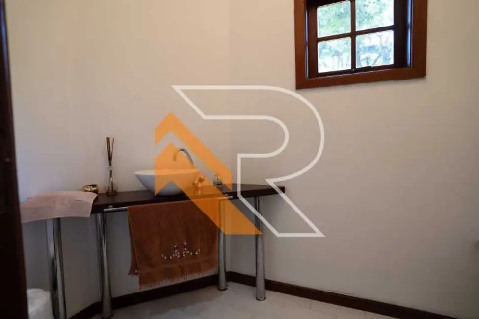 Foto 8 de Casa de Condomínio com 5 quartos à venda, 334m2 em Niteroi - RJ