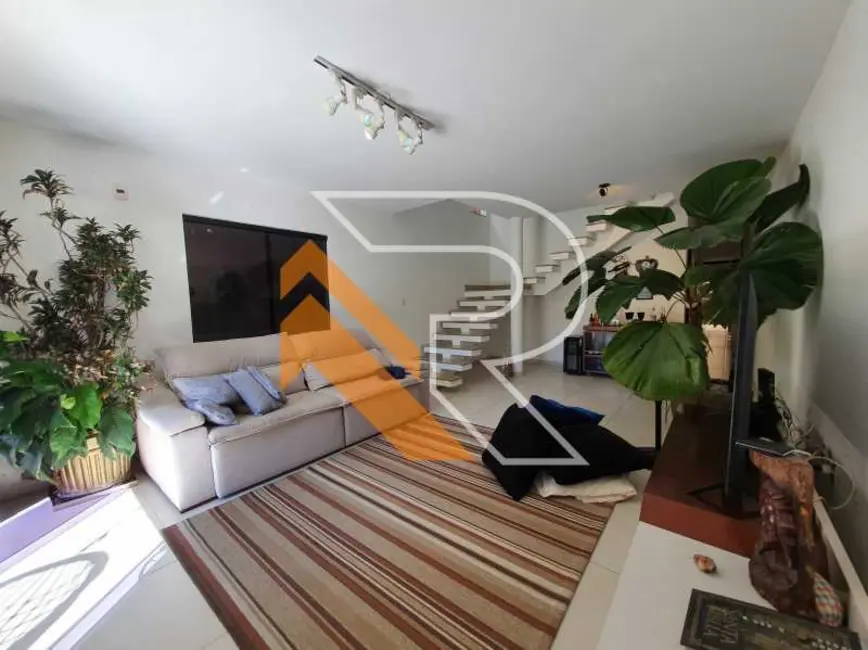 Foto 3 de Casa com 3 quartos à venda, 153m2 em Niteroi - RJ