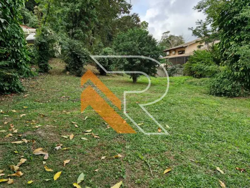 Foto 15 de Terreno / Lote à venda em Niteroi - RJ