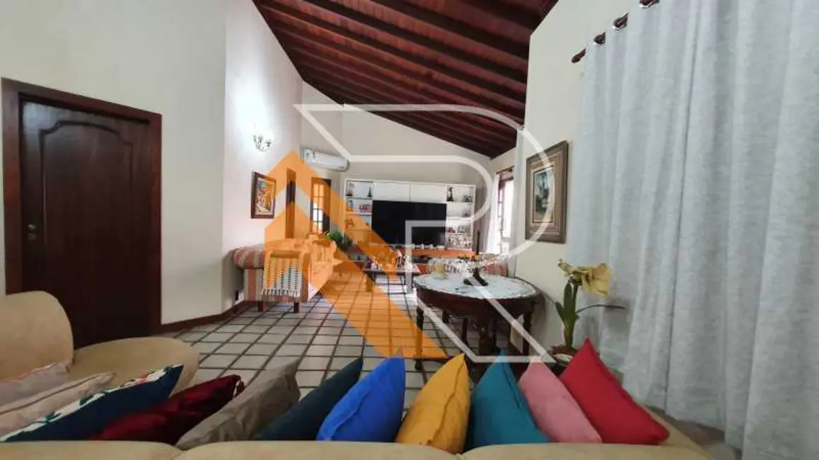 Foto 9 de Casa com 7 quartos à venda, 561m2 em Niteroi - RJ