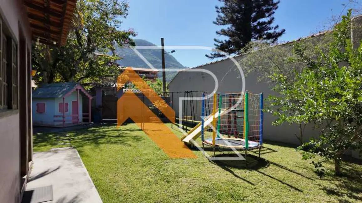 Foto 9 de Casa com 7 quartos à venda, 450m2 em Marica - RJ