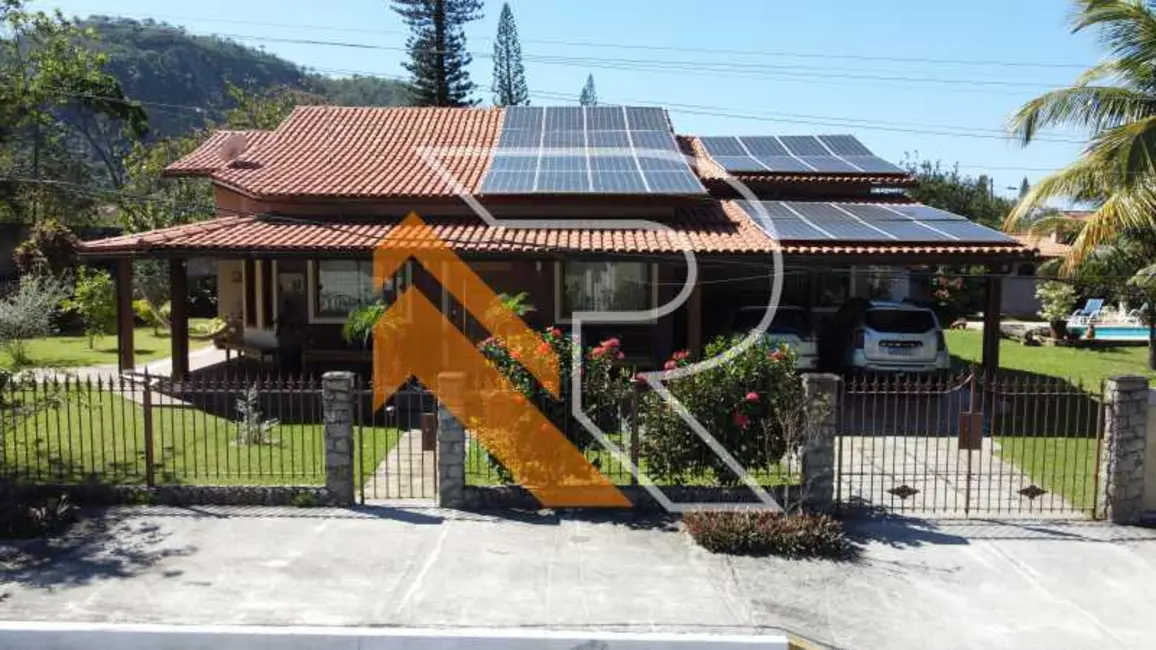 Foto 2 de Casa com 7 quartos à venda, 450m2 em Marica - RJ