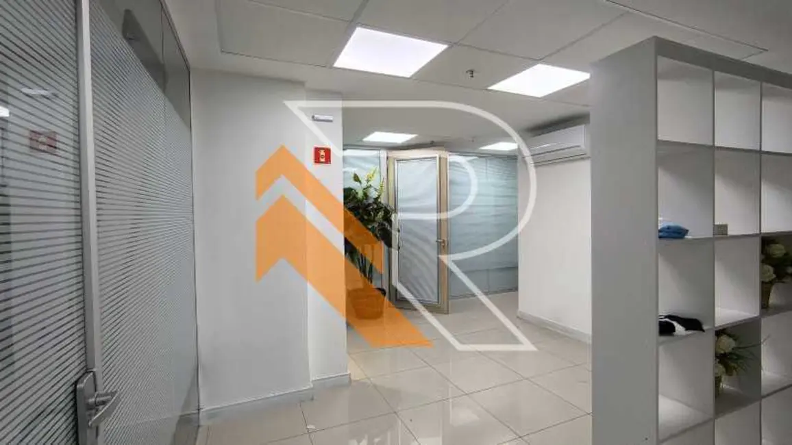 Casa Comercial à venda, 320m2 em Niteroi - RJ - imagem 3 Foto 3 de Casa Comercial à venda, 320m2 em Niteroi - RJ