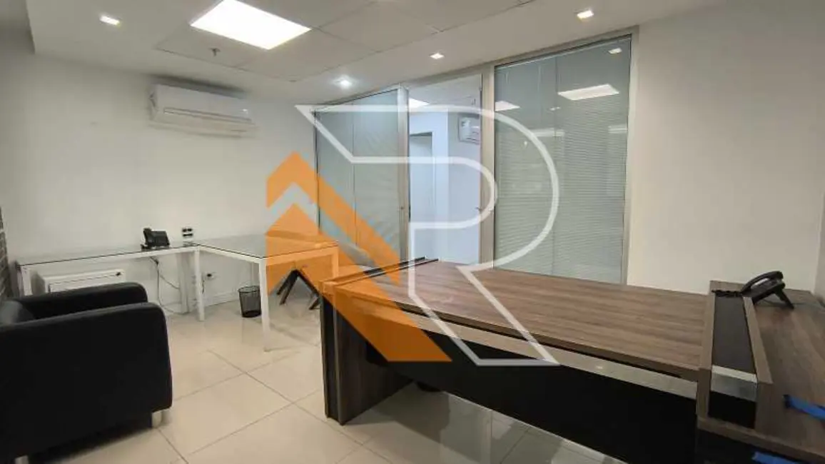 Casa Comercial à venda, 320m2 em Niteroi - RJ - imagem 9 Foto 9 de Casa Comercial à venda, 320m2 em Niteroi - RJ