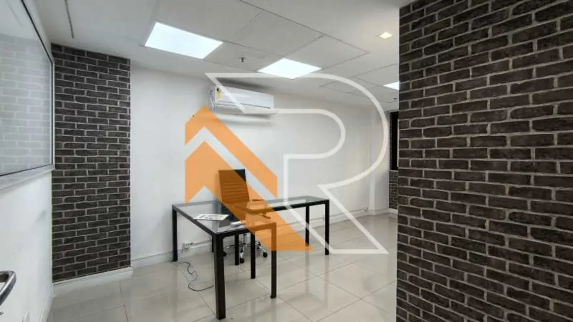 Casa Comercial à venda, 320m2 em Niteroi - RJ - imagem 5 Foto 5 de Casa Comercial à venda, 320m2 em Niteroi - RJ