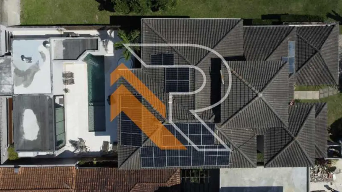 Foto 2 de Casa de Condomínio com 4 quartos à venda, 382m2 em Niteroi - RJ