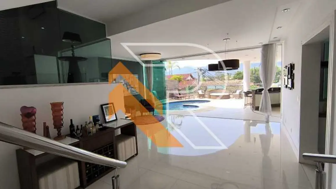 Foto 6 de Casa de Condomínio com 4 quartos à venda, 393m2 em Niteroi - RJ