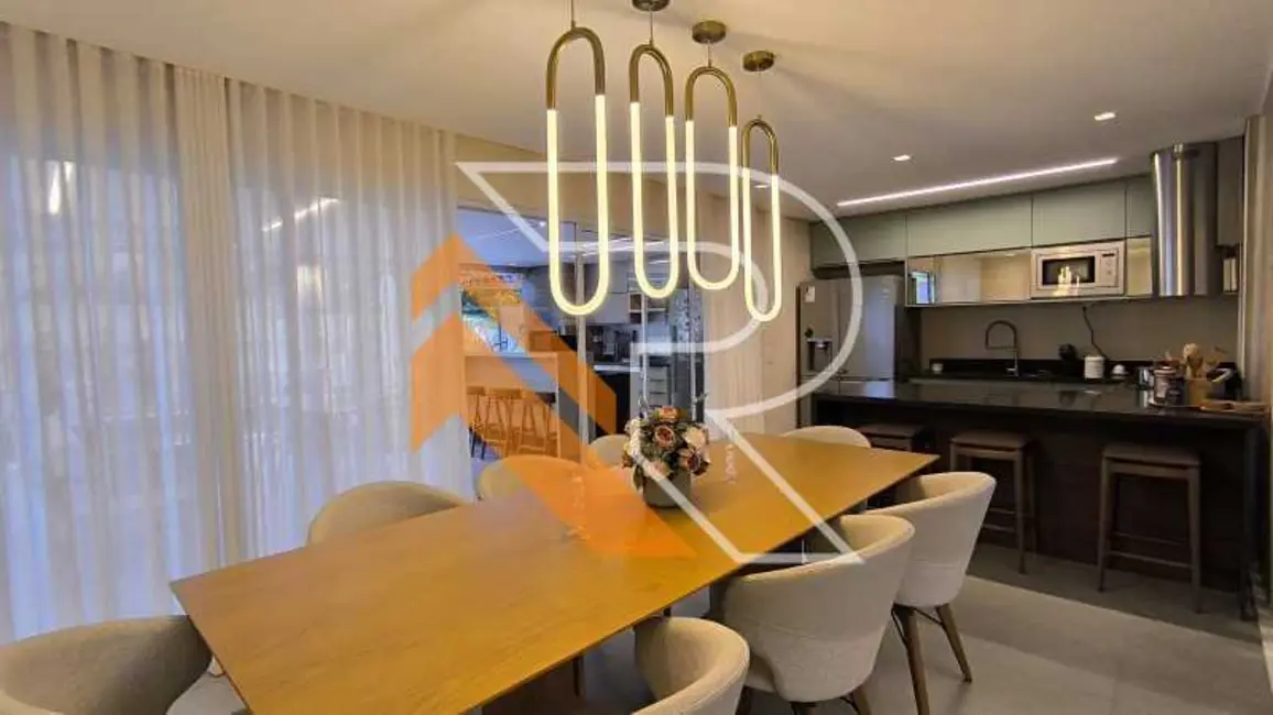 Foto 7 de Casa de Condomínio com 4 quartos à venda, 310m2 em Marica - RJ