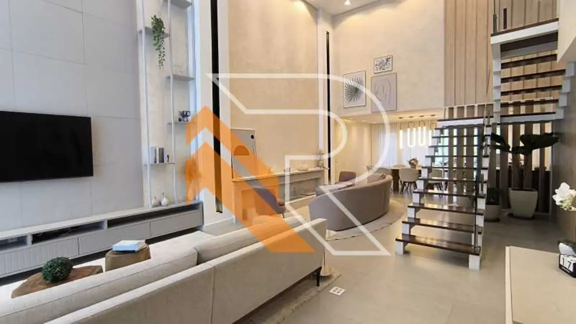 Foto 2 de Casa de Condomínio com 4 quartos à venda, 310m2 em Marica - RJ