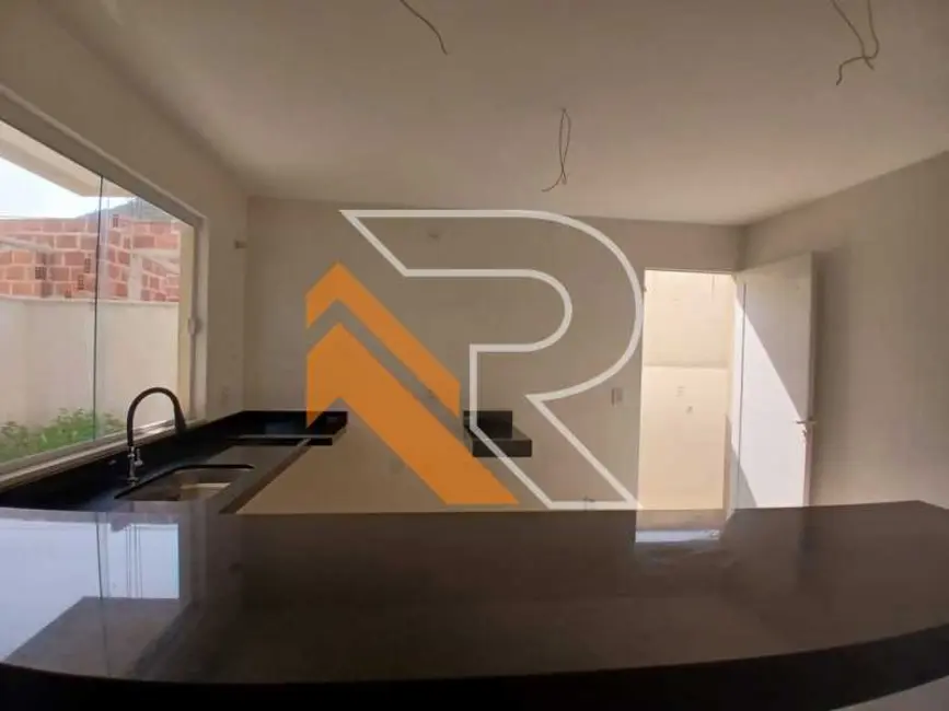 Casa com 3 quartos à venda, 140m2 em Niteroi - RJ - imagem 4 Foto 4 de Casa com 3 quartos à venda, 140m2 em Niteroi - RJ