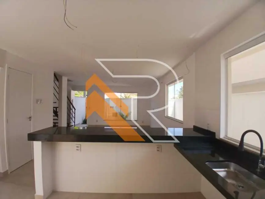 Foto 2 de Casa com 3 quartos à venda, 140m2 em Niteroi - RJ