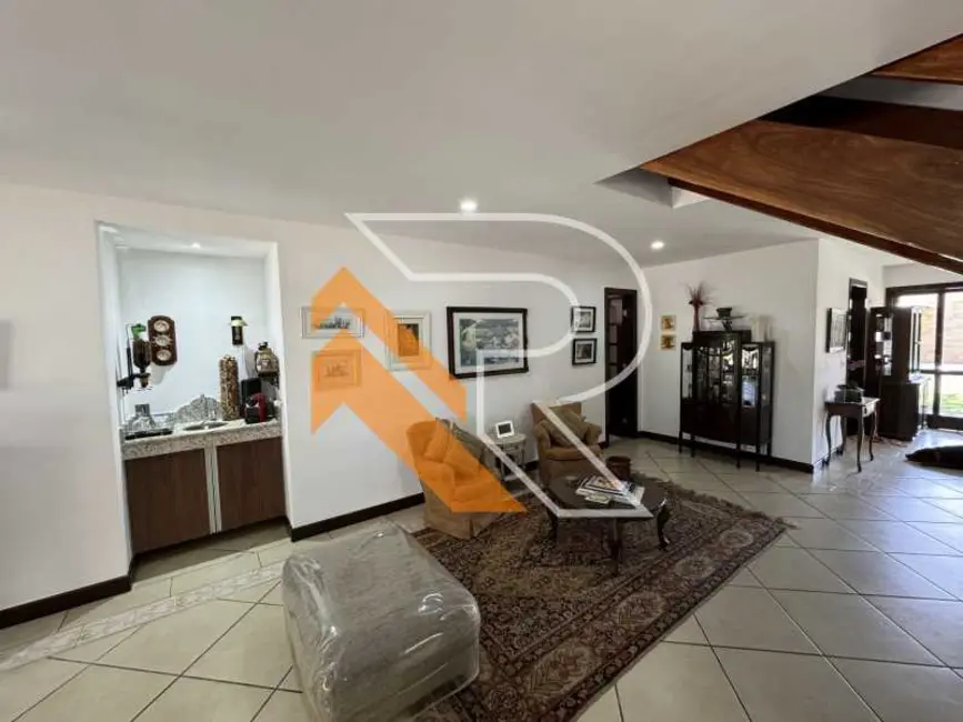 Foto 9 de Casa de Condomínio com 4 quartos à venda e para alugar, 355m2 em Niteroi - RJ
