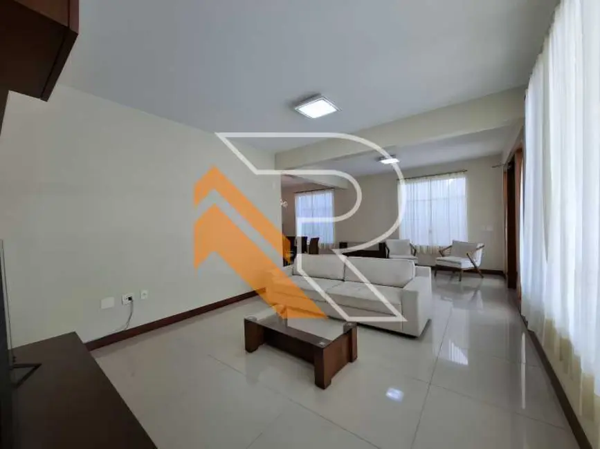 Foto 5 de Casa com 8 quartos à venda, 378m2 em Niteroi - RJ