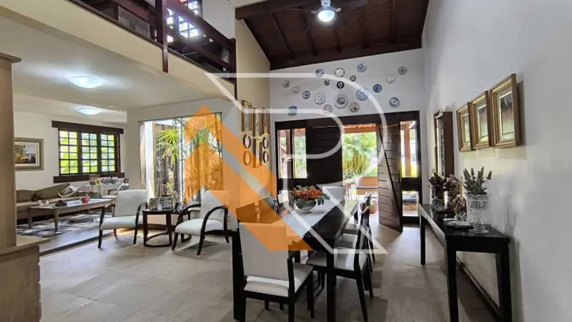 Casa de Condomínio com 5 quartos à venda, 289m2 em Niteroi - RJ - imagem 7 Foto 7 de Casa de Condomínio com 5 quartos à venda, 289m2 em Niteroi - RJ